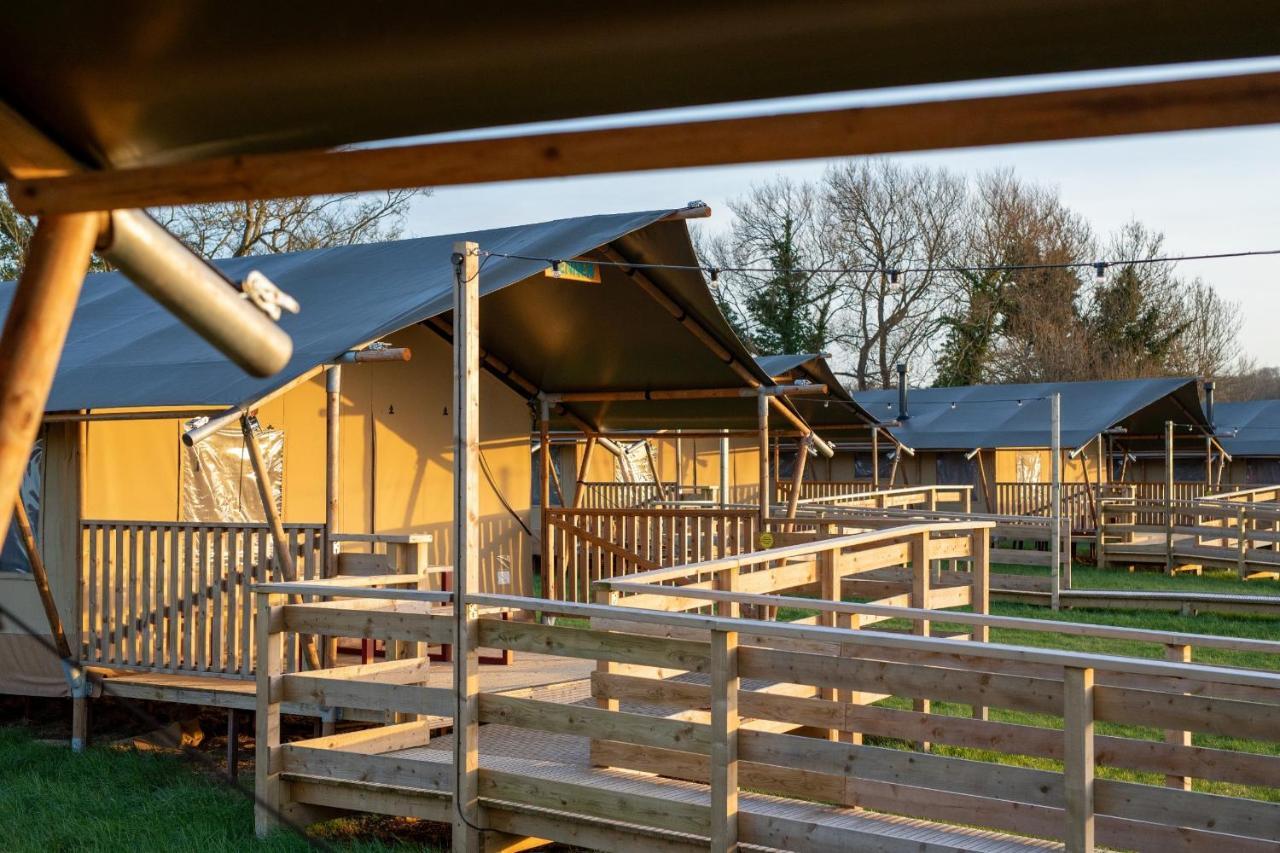 מלון בריסטול The Camp At The Wave מראה חיצוני תמונה