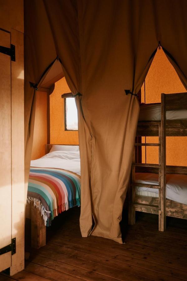 מלון בריסטול The Camp At The Wave מראה חיצוני תמונה