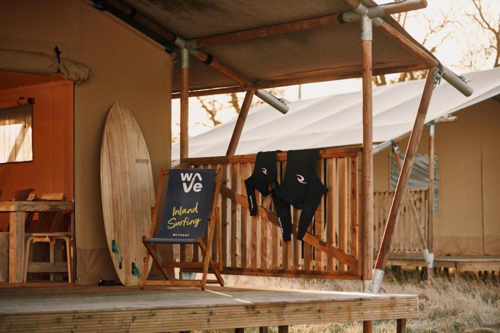 מלון בריסטול The Camp At The Wave מראה חיצוני תמונה